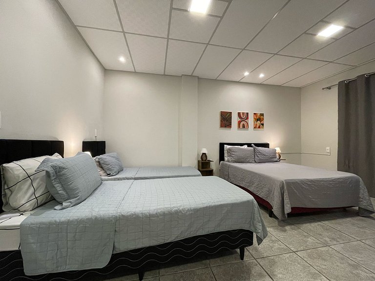 Villa Bilac Large Studio 2km to Vila Germanica 21