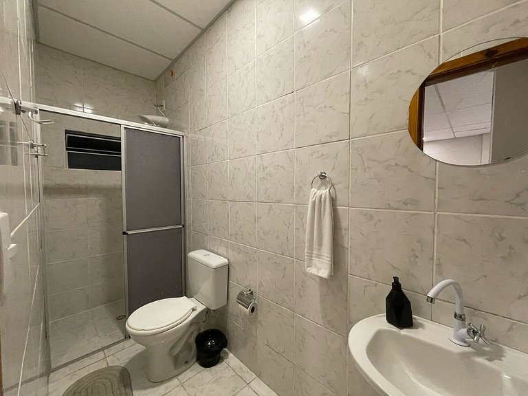 Villa Bilac Large Studio 2km to Vila Germanica 21