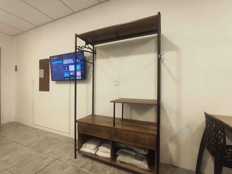 Villa Bilac Large Studios 2km to Vila Germanica 09