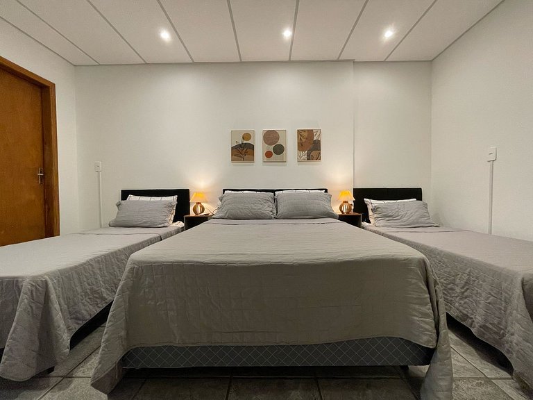 VillaBilac Large Studio 2km to Villa Germanica 11