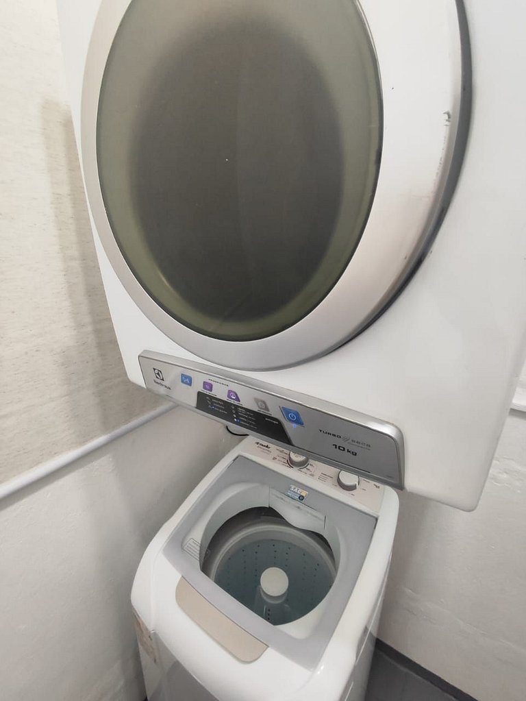 Villa Bilac Large Studios 2km to Vila Germanica 09