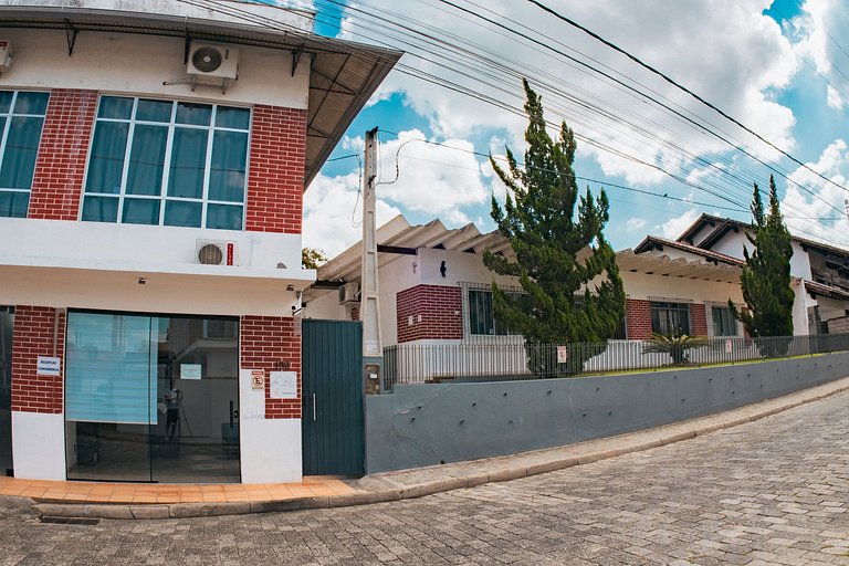 Villa Bilac Studios close to Vila Germanica 02