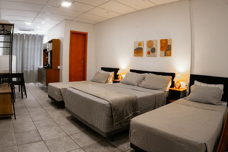 Villa Bilac - Amplos Studios 2km Vila Germânica