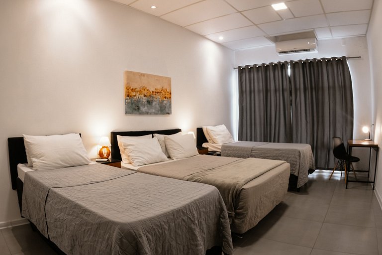 Large Studio Apartment close to Vila Germanica