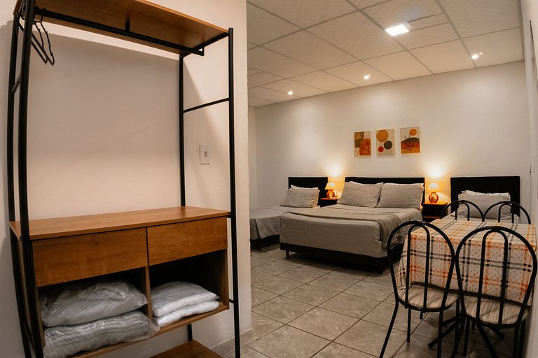 Villa Bilac - Amplos Studios 2km da Vila Germânica