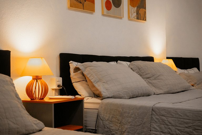 Villa Bilac Large Studio 2km to Vila Germanica 21