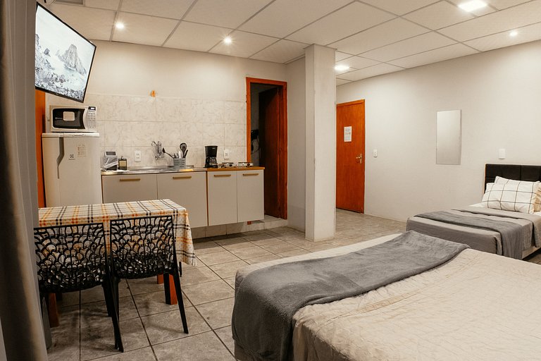 Villa Bilac - Amplos Studios 2km Vila Germânica