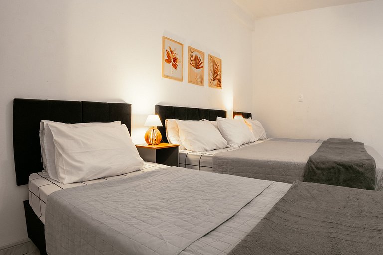 Villa Bilac - Amplos Studios 2km da Vila Germânica